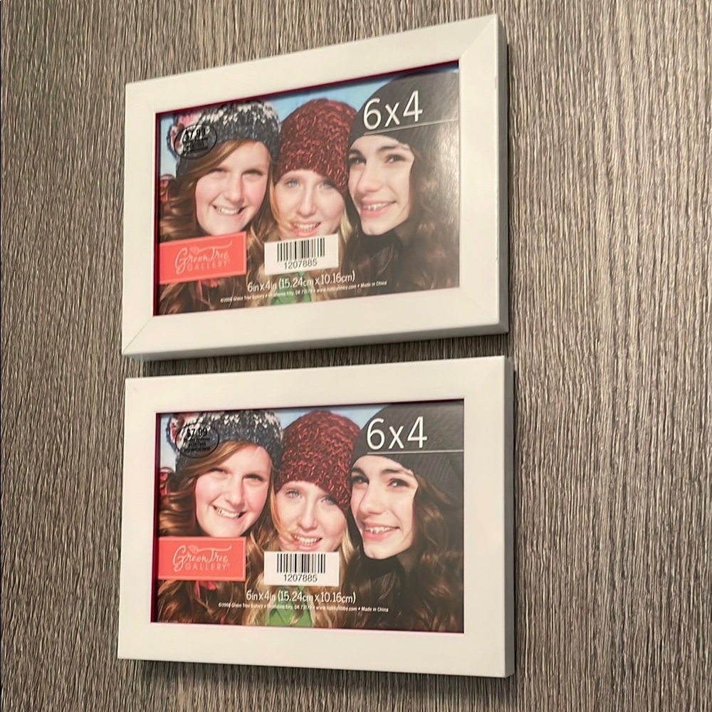 White Picture Frame Set